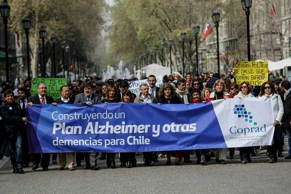 Https   cronicanoticiosa.files.wordpress.com 2015 09 marcha alzheimer 2015